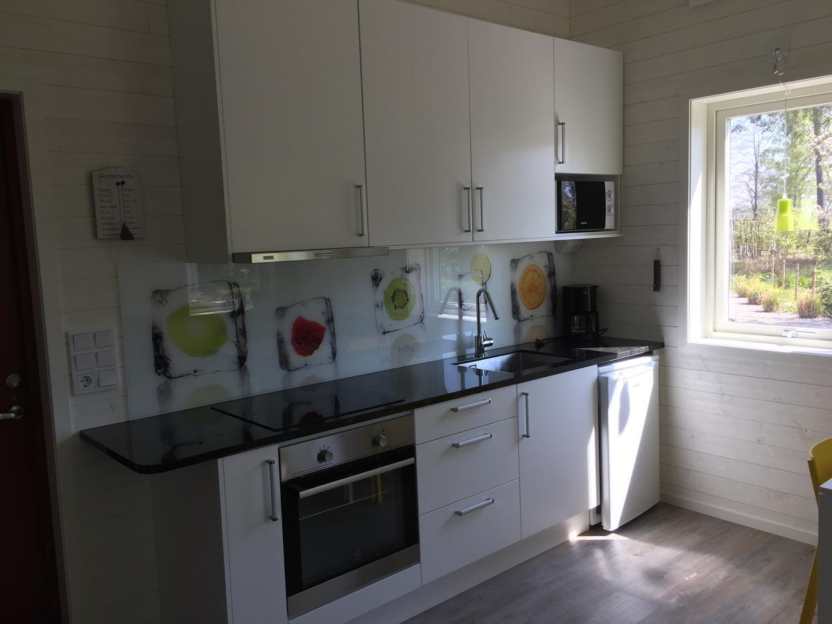 Havsstugan Villa Pukavik Екстериор снимка